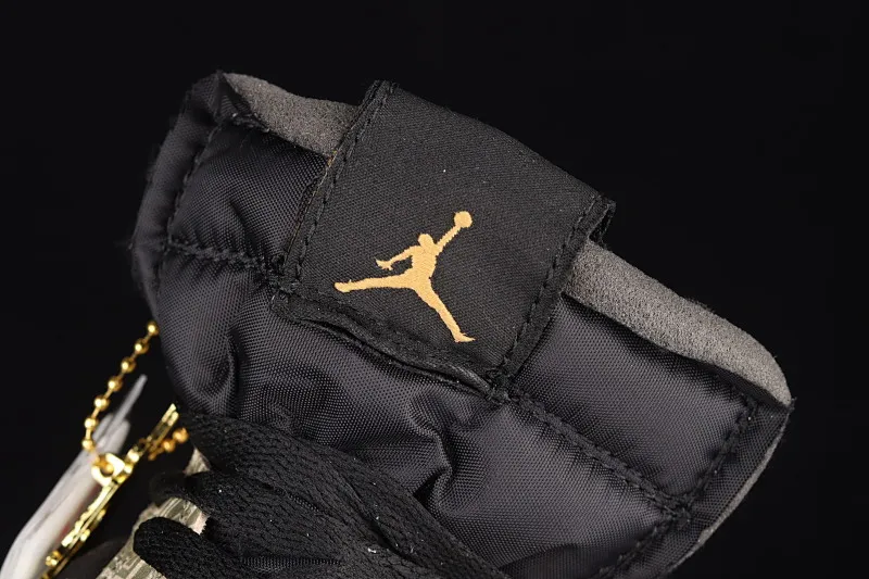 All categories Air Jordan Jordan series basketball shoes Air Jordan 1 High Air Jordan 1 Zoom CMFT AJ1 Joe 1 black gold blue hook basketball shoes DQ0659-700